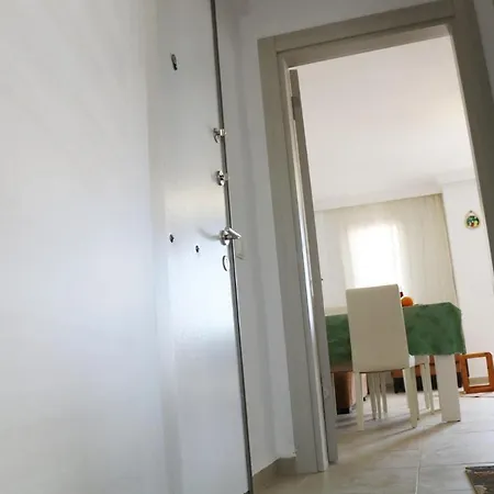 公寓 1+1 Lovely Apartment With 2 Balconies